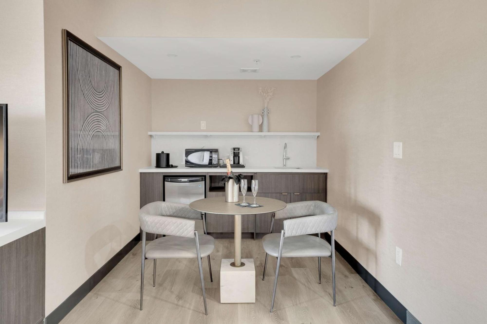 Hilton Garden Inn Toronto/Brampton Buitenkant foto