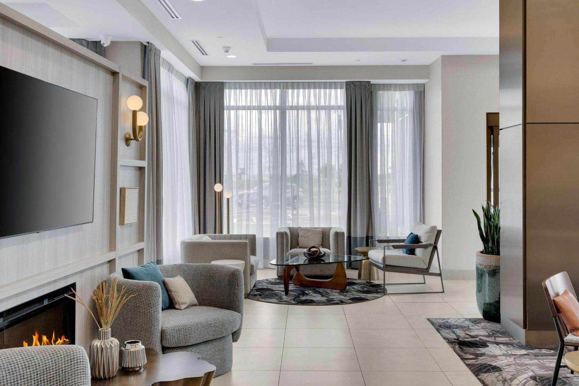 Hilton Garden Inn Toronto/Brampton Buitenkant foto