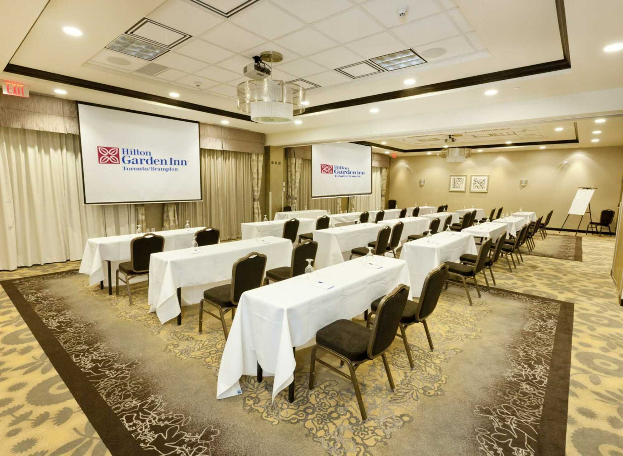Hilton Garden Inn Toronto/Brampton Buitenkant foto